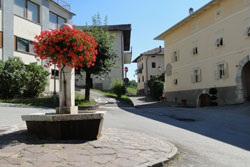 Piazzetta a Ronzone